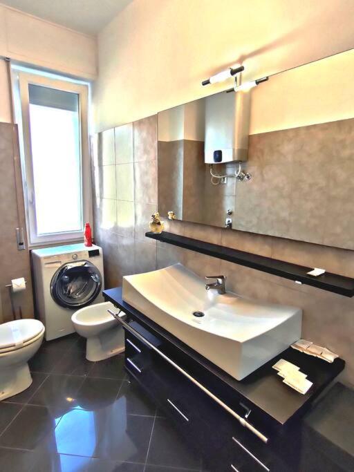 Relax Home - Milano Navigli ภายนอก รูปภาพ